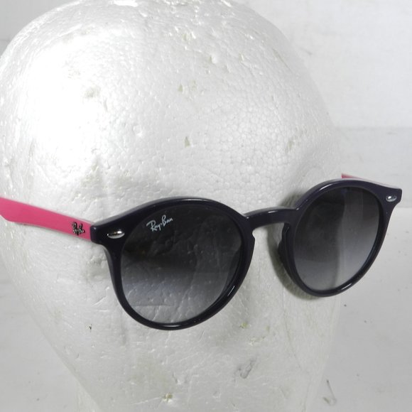 RAY-BAN RJ9064S Girls Pink & Purple Full Rim Circular Frame Sunglasses 44-19-130 - Picture 1 of 12